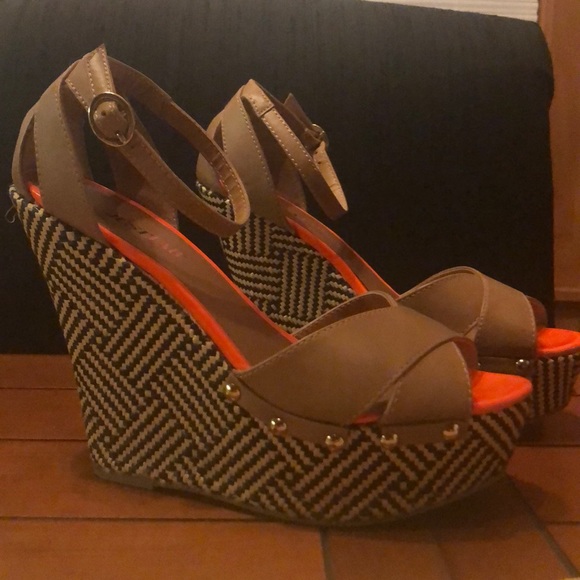 JustFab Nude wedges, Anacapri - Picture 7 of 8